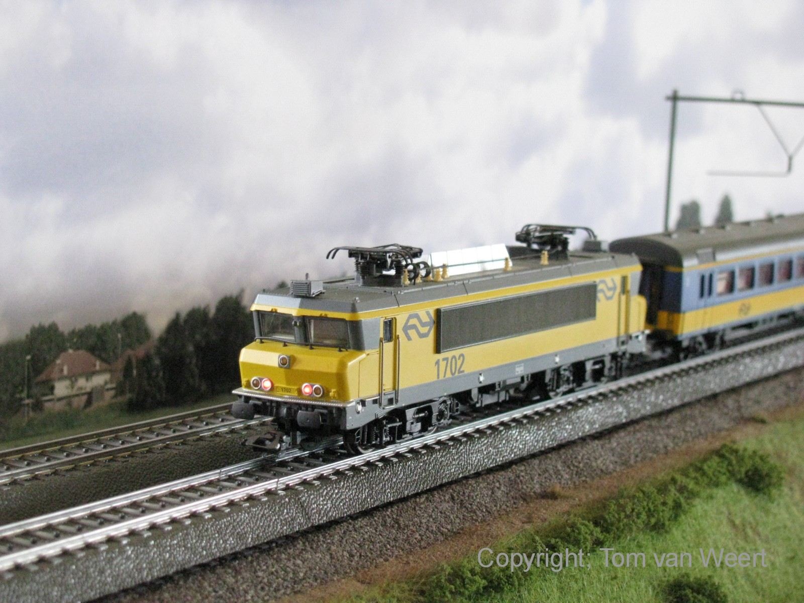 Märklin 1702 sluitlichten duwtrein.jpg