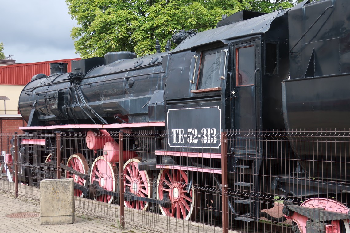 Stoomlocomotief bij het station van Vilnius 0198.jpg