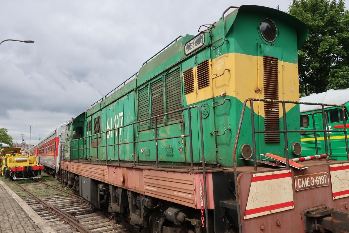 Een oude diesel bij het station van Vilnius 0195.jpg