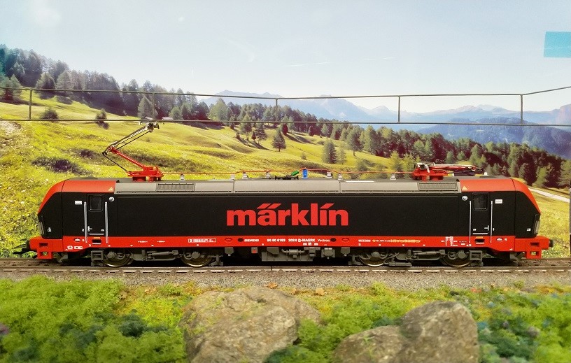 36161 Märklin store loc 2020.jpg