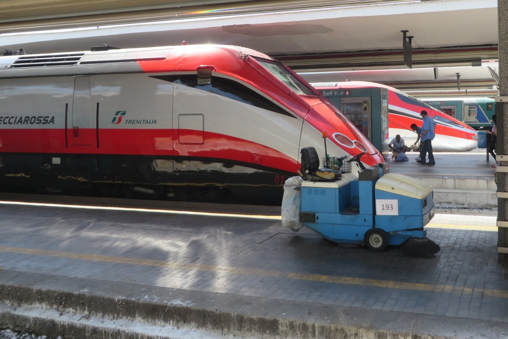 Trenitalia FS (5).JPG