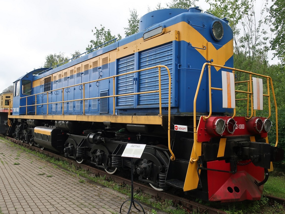 Diesel T3M2-1000 - spoorwegmuseum Riga 0258.jpg