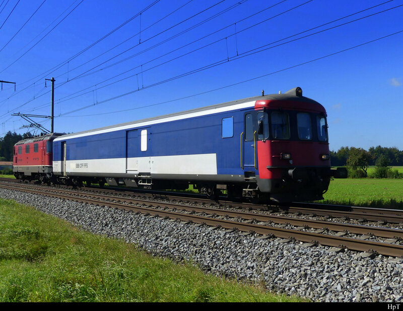 sbb-gefangenentransport-auf-schiene-1270087.jpg