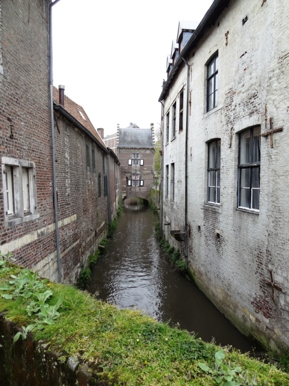 groene muren in Maastricht I.jpg