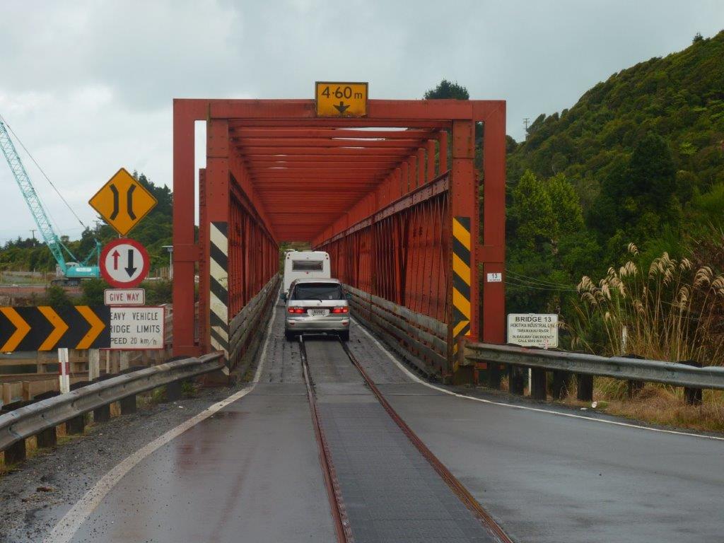 10-brug bij Hokatika.jpg