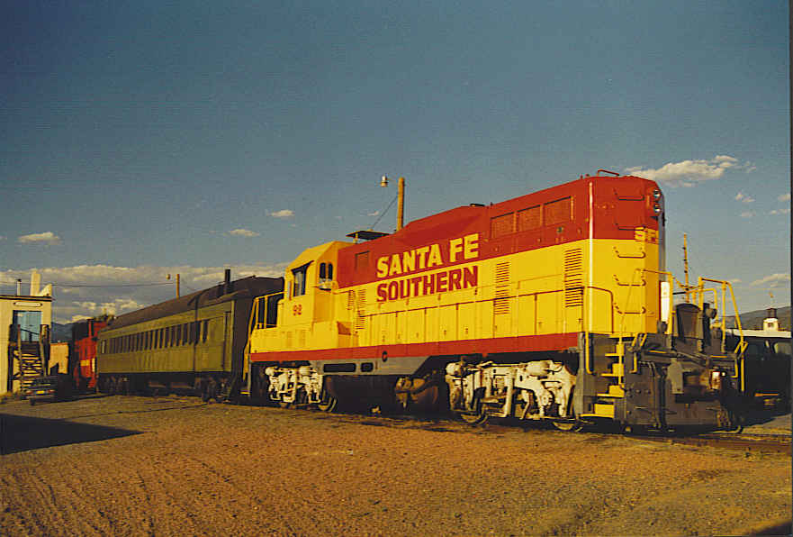 santa fe museumlok2.jpg