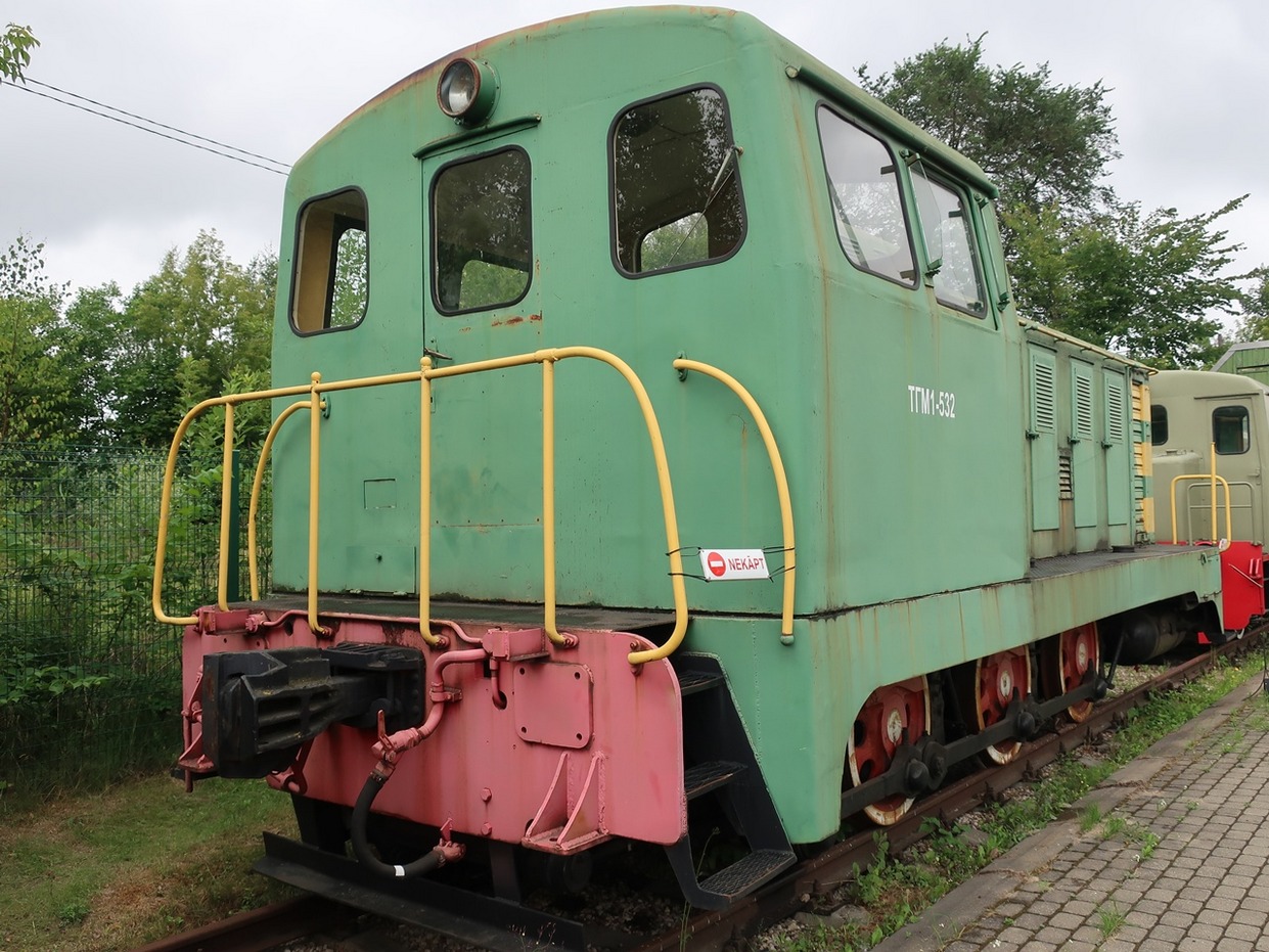 Nog een oude diesel, TΓM1-532 - spoorwegmuseum Riga 0268.jpg