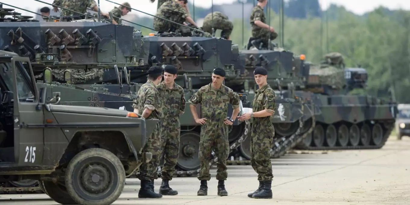 schweizer-armee.jpg