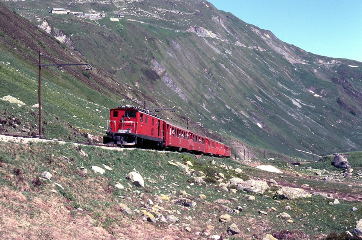 Trains_du_Furka_Oberalp_02 (1).jpg