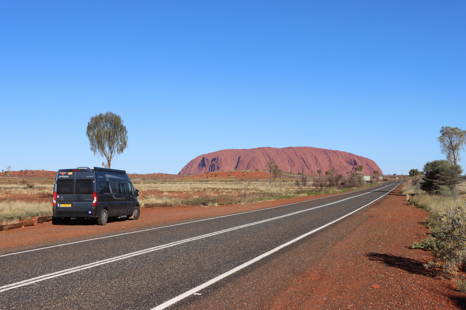 20230807 - AU - NT - Uluru (Ayers Rock) (3R).jpg