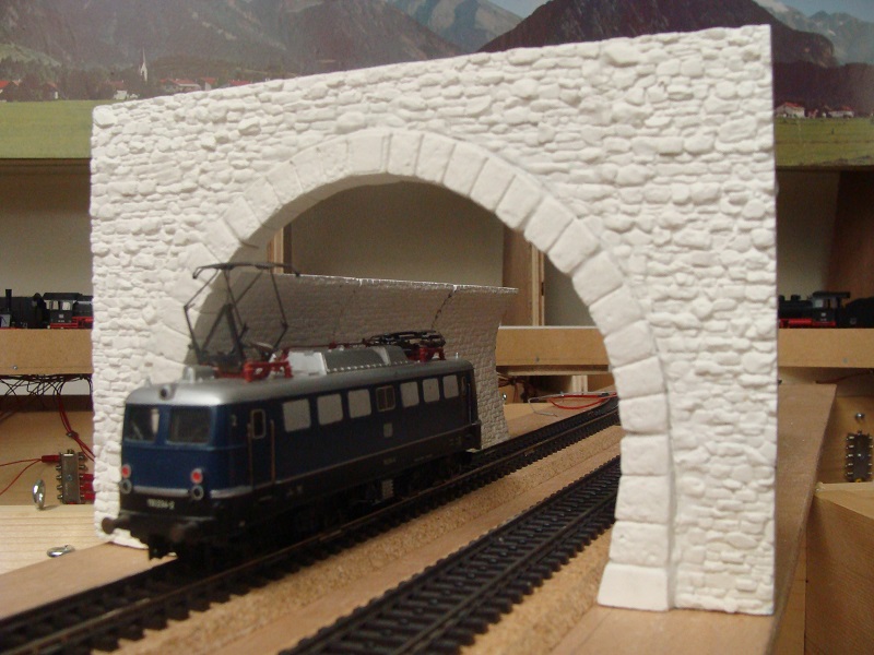 Tunnel DS 3.jpg