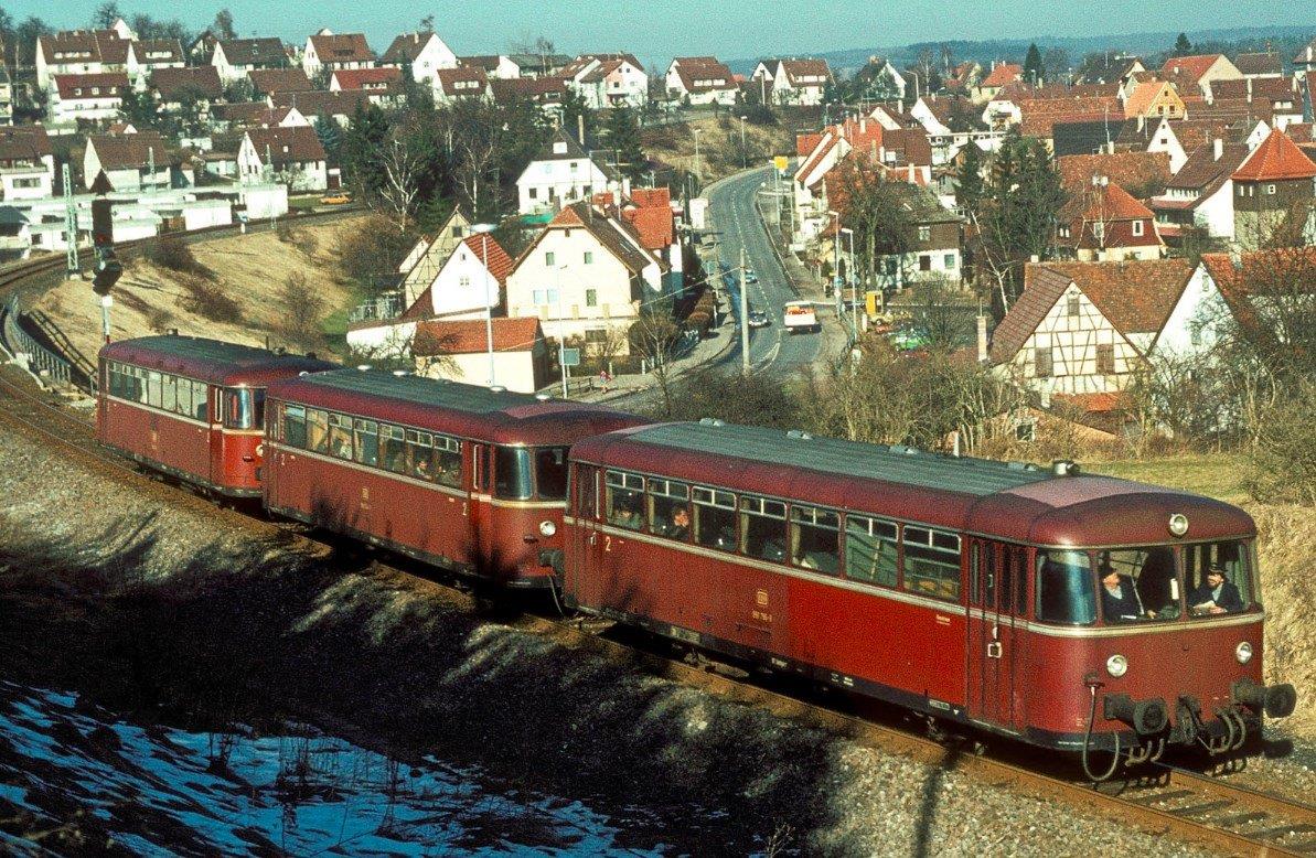 railbus op lijn Calw.jpg