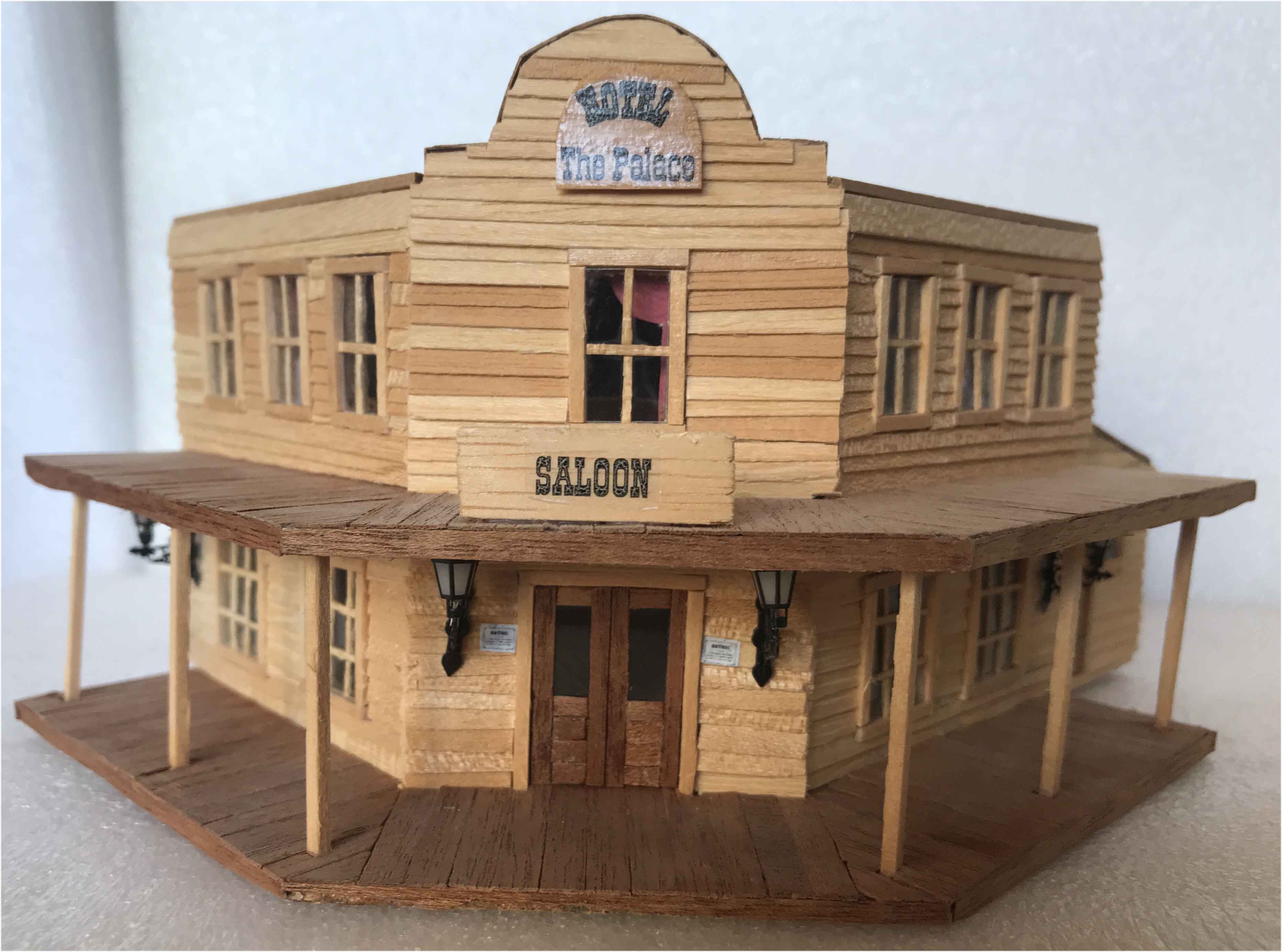 Saloon 01.jpg