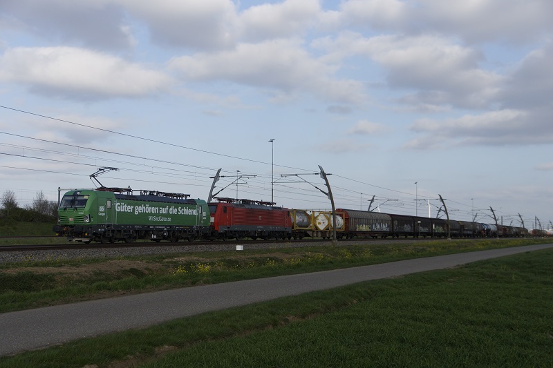 DB Cargo 193 560 + 189 075.jpg