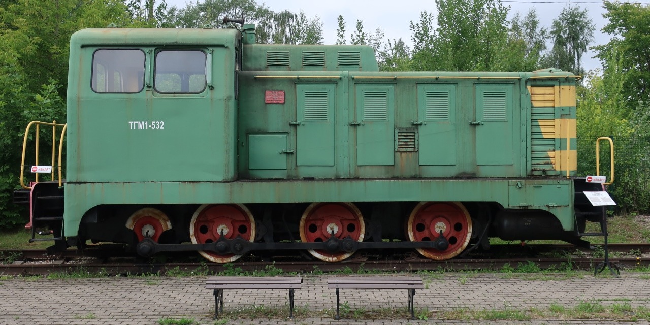 Nog een oude diesel, TΓM1-532 - spoorwegmuseum Riga 0255.jpg