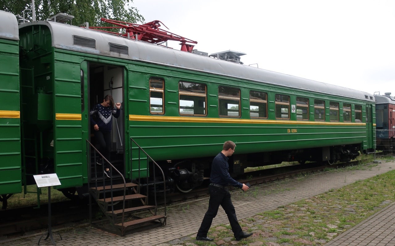 Personenrijtuig - spoorwegmuseum Riga 0272.jpg