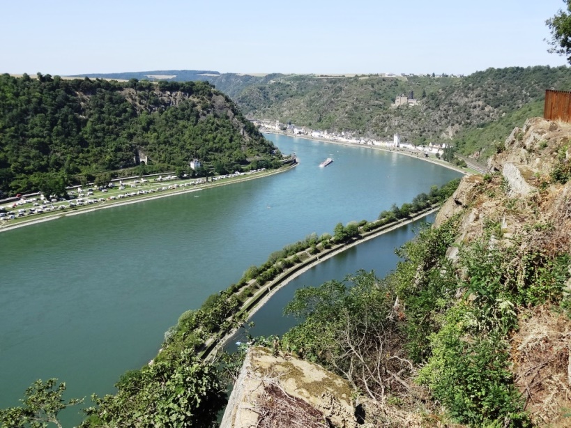 010 uitzicht vanaf Loreley.JPG