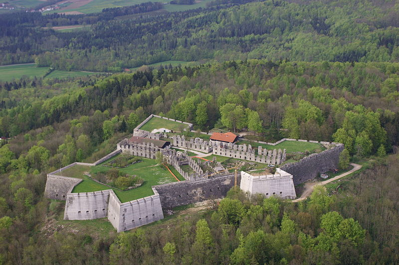 800px-Festung_Rothenberg_03052008.jpg