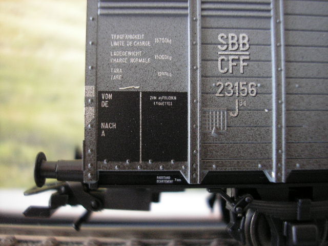 26591 detail gesloten wagon.JPG